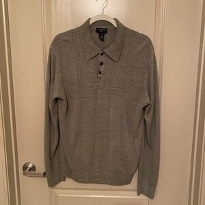 Dockers Men’s Sage Green collared 3-Button lightweight sweater.  Size Large. EUC